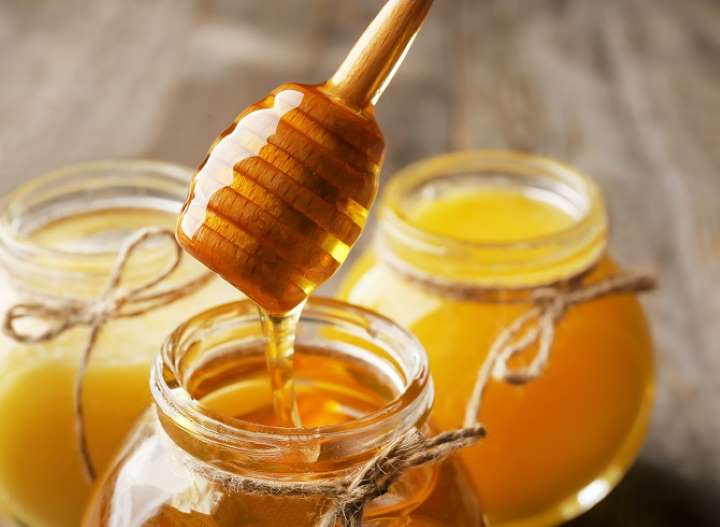Manuka Honey: Uses, Benefits and Types